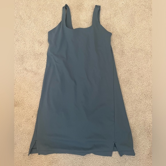 Old Navy Active Dress - Picture 1 of 3